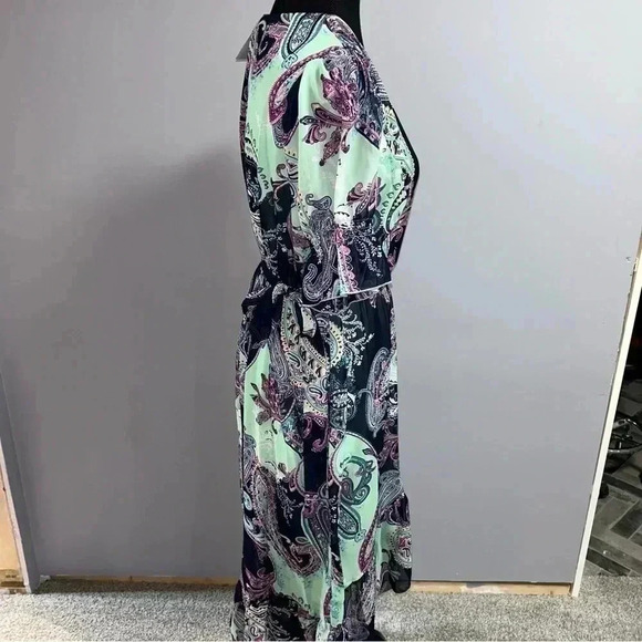 Kate Lily Maxi  Dress - Picture 2 of 8